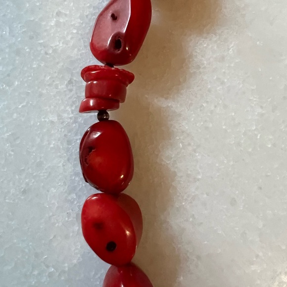 Barse Natural Corral Red Necklace - Picture 6 of 7
